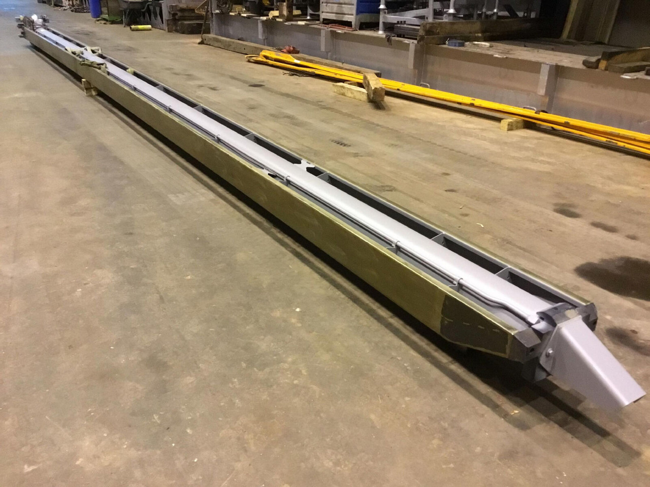Liebherr LTM 1160-5.1 telescopic cylinder - Hydraulic cylinder for Mobile crane: picture 3 Liebherr LTM 1160-5.1 telescopic cylinder - Hydraulic cylinder for Mobile crane: picture 3