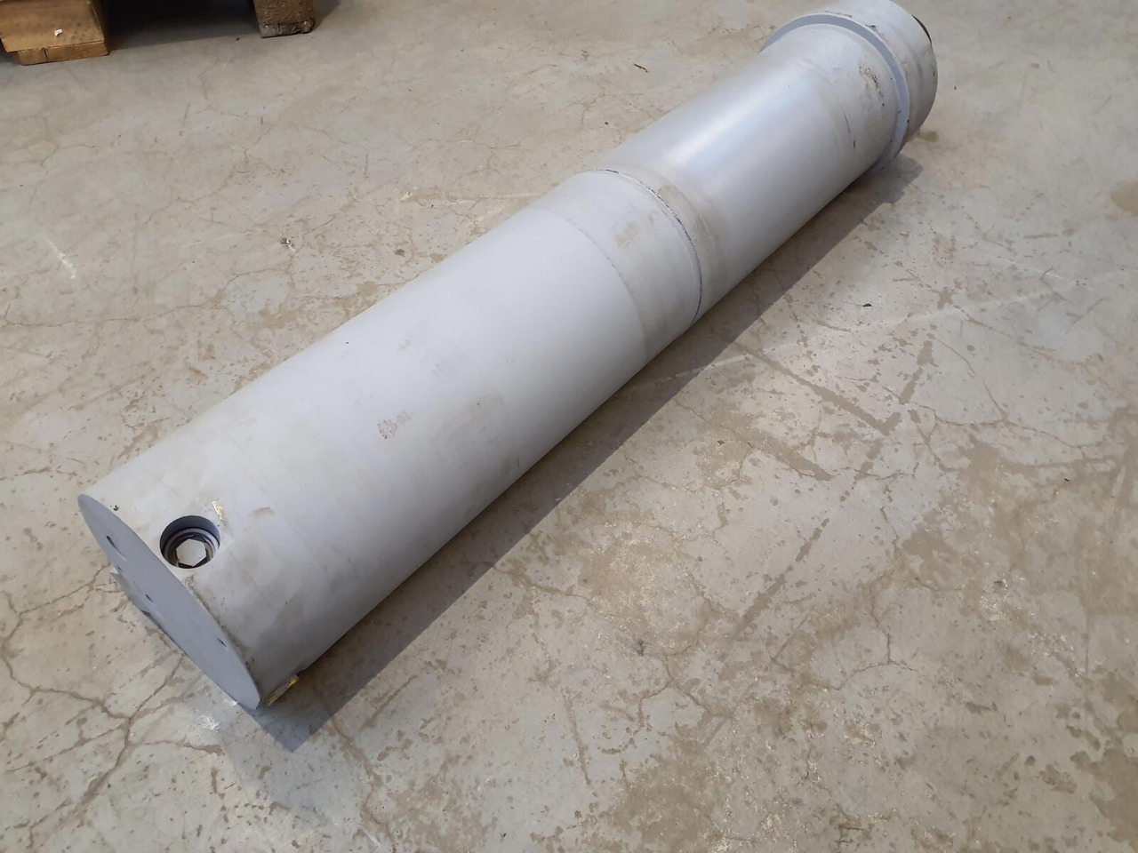Liebherr LTM 1160 outrigger support cylinder front - Hydraulic cylinder for Mobile crane: picture 4 Liebherr LTM 1160 outrigger support cylinder front - Hydraulic cylinder for Mobile crane: picture 4