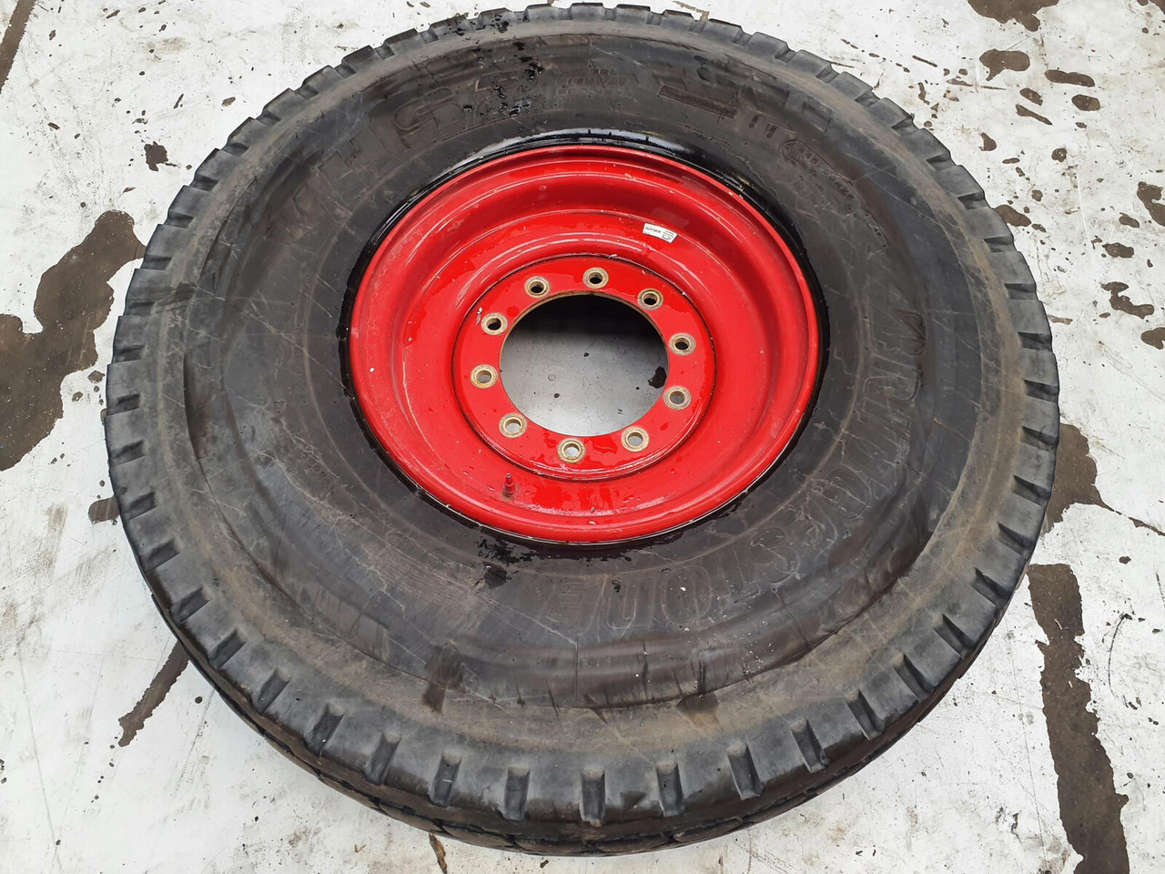 Liebherr Wheel 445/95R25 10 12 1p - Wheel and tire package for Crane: picture 2 Liebherr Wheel 445/95R25 10 12 1p - Wheel and tire package for Crane: picture 2