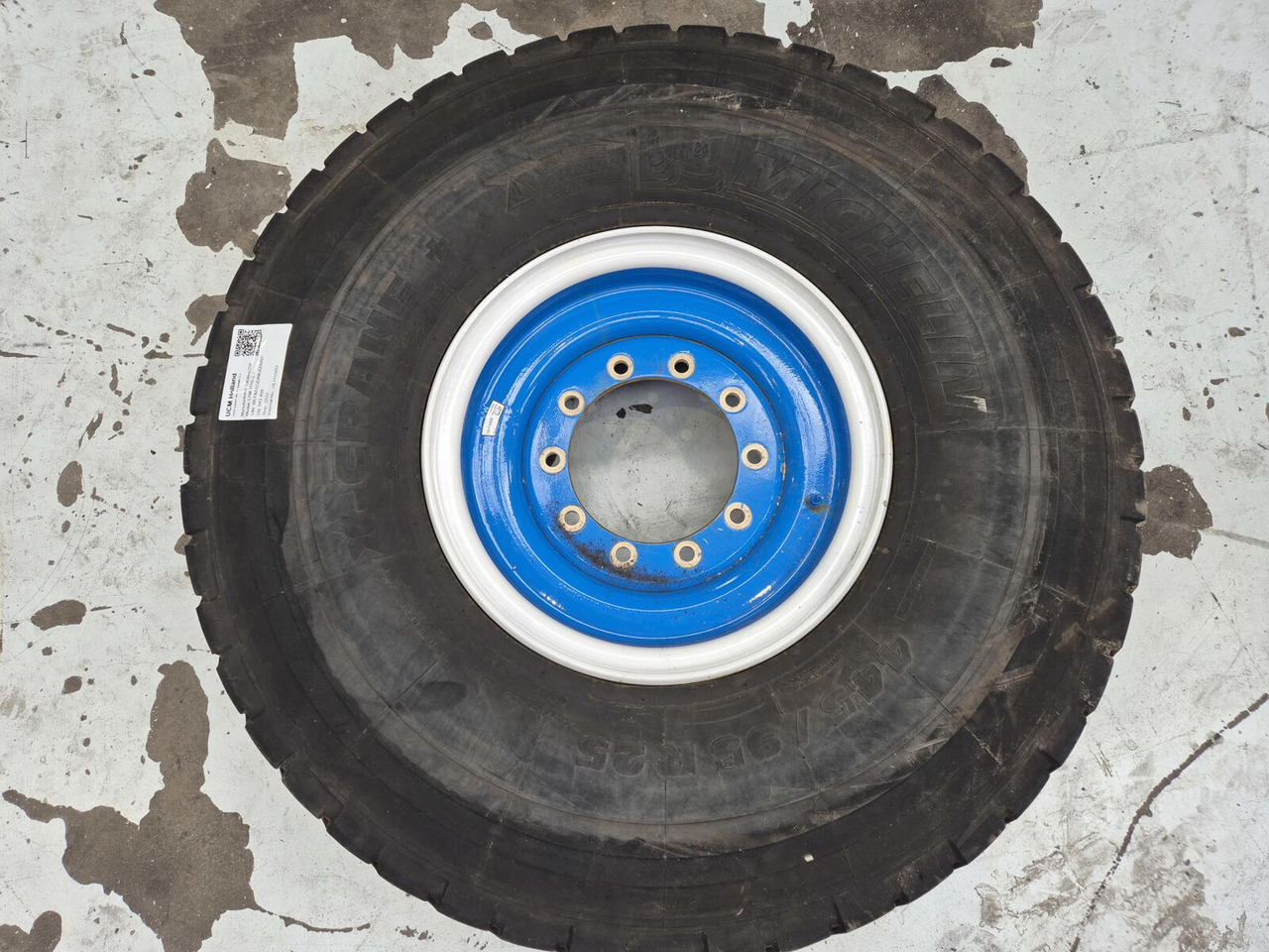 Liebherr Wheel 445/95R25 10 12 1p - Wheel and tire package for Crane: picture 2 Liebherr Wheel 445/95R25 10 12 1p - Wheel and tire package for Crane: picture 2