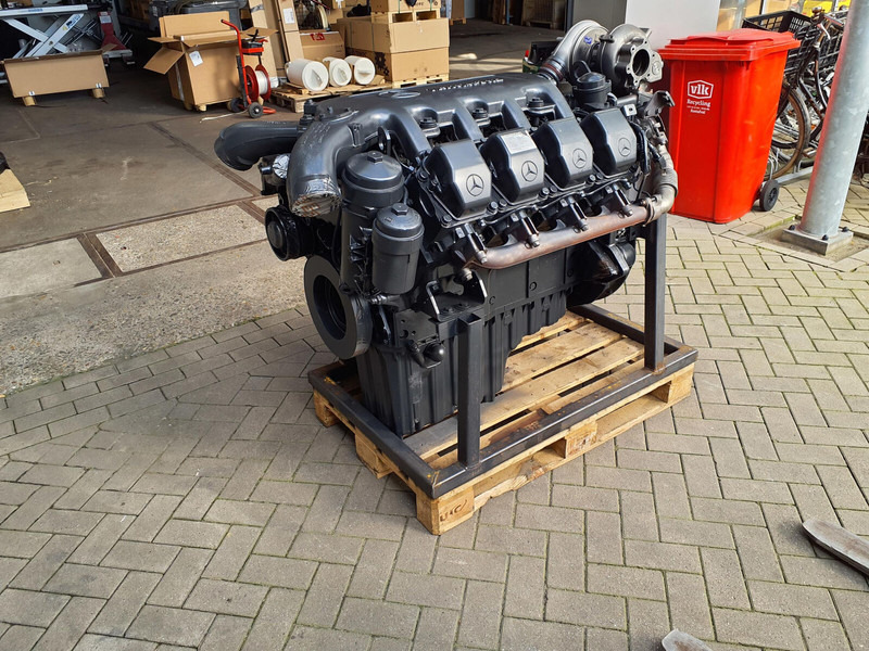 Mercedes-Benz GMK 6400 engine OM502LA - Engine for Crane: picture 2 Mercedes-Benz GMK 6400 engine OM502LA - Engine for Crane: picture 2
