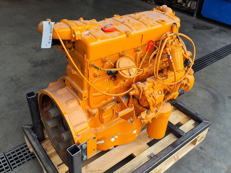 Mercedes-Benz HC 340 engine Mercedes OM 352 A - Engine for Crane: picture 4 Mercedes-Benz HC 340 engine Mercedes OM 352 A - Engine for Crane: picture 4