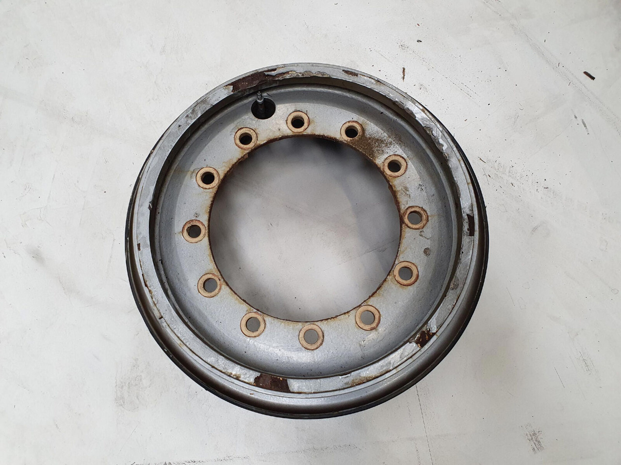 Rim 385/95R25 12 5.5 3p - Rim for Crane: picture 2 Rim 385/95R25 12 5.5 3p - Rim for Crane: picture 2