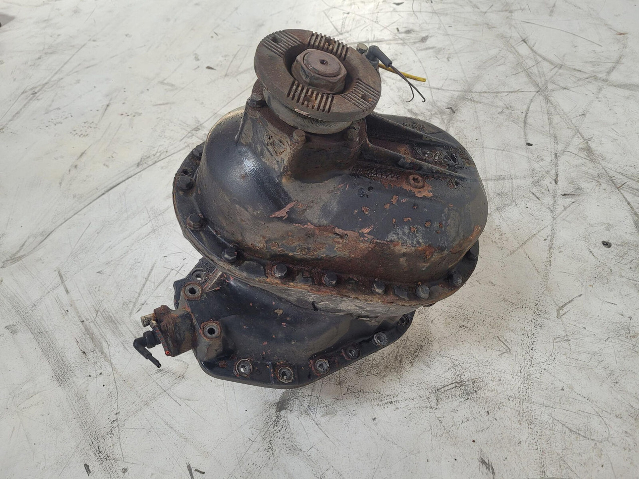 Spierings SK-598 AT 5 mid differential axle 3 - Differential gear for Mobile crane: picture 1 Spierings SK-598 AT 5 mid differential axle 3 - Differential gear for Mobile crane: picture 1