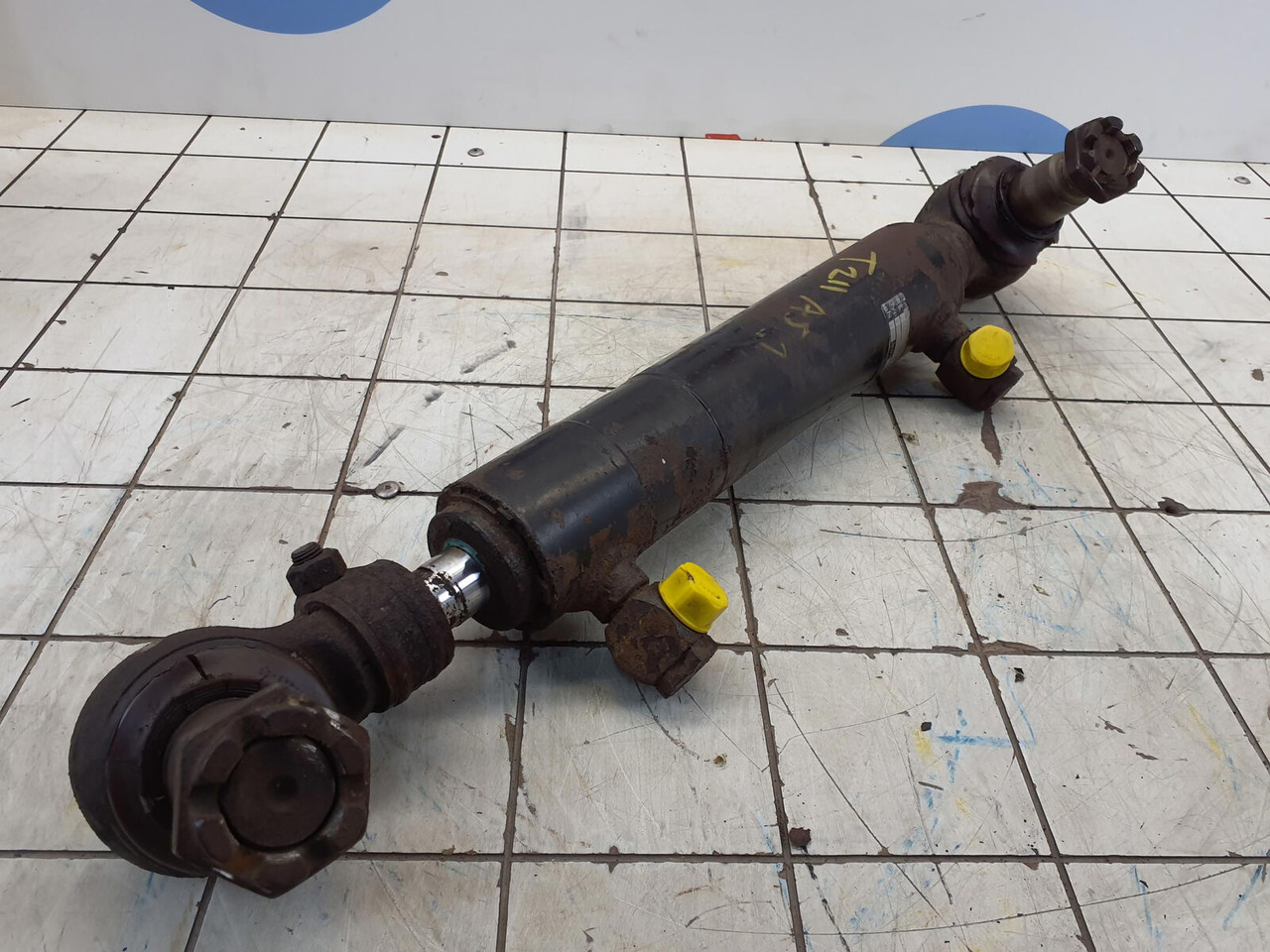 Terex AC 100 steering cylinder - Hydraulic cylinder for Mobile crane: picture 3 Terex AC 100 steering cylinder - Hydraulic cylinder for Mobile crane: picture 3