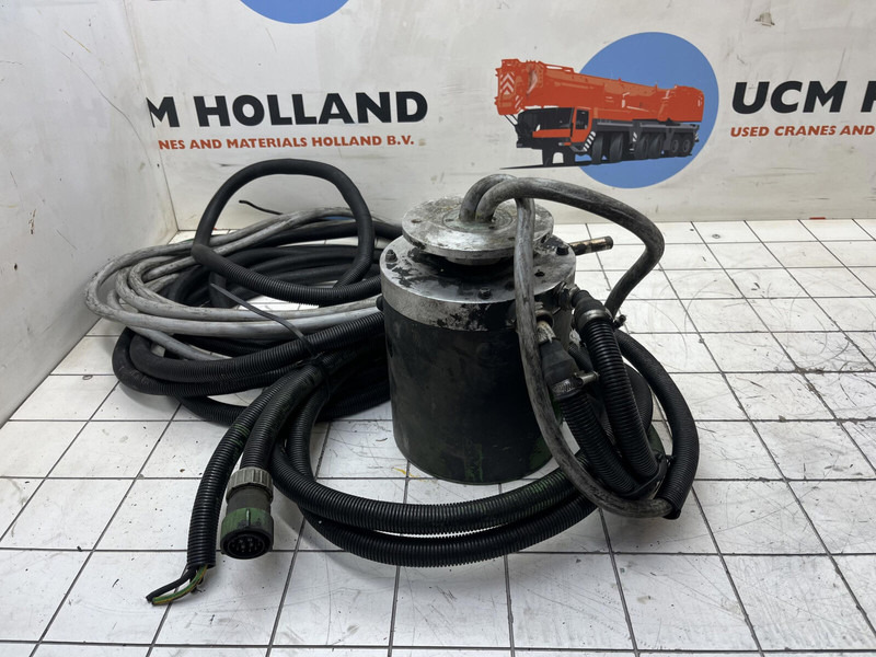 Terex AC 155 slip ring assy - Electrical system for Crane: picture 2 Terex AC 155 slip ring assy - Electrical system for Crane: picture 2