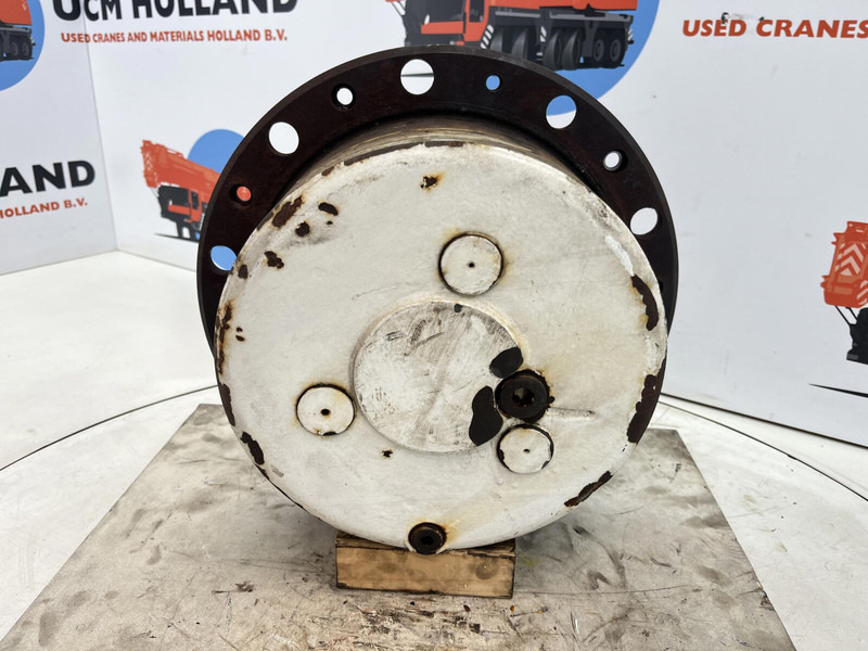Terex Terex/Demag AC 35 planetary gear 17-24-67-32-46-3pl-H135 - Suspension for Crane: picture 1 Terex Terex/Demag AC 35 planetary gear 17-24-67-32-46-3pl-H135 - Suspension for Crane: picture 1