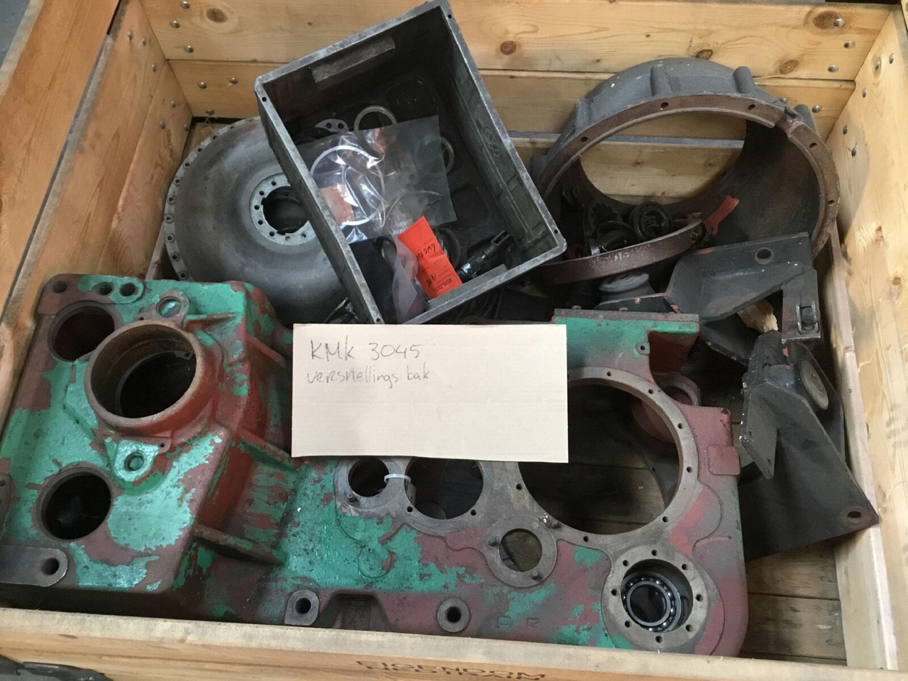 ZF KMK 3045 gearbox ZF 6WG200 - Gearbox for Mobile crane: picture 1 ZF KMK 3045 gearbox ZF 6WG200 - Gearbox for Mobile crane: picture 1