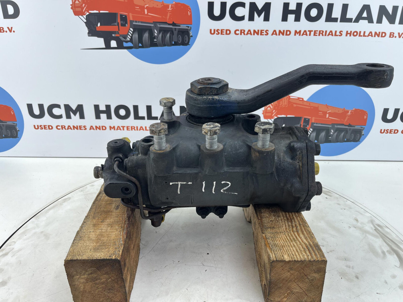 ZF LTM 1070 4.2 Steering box - Steering gear for Mobile crane: picture 1 ZF LTM 1070 4.2 Steering box - Steering gear for Mobile crane: picture 1