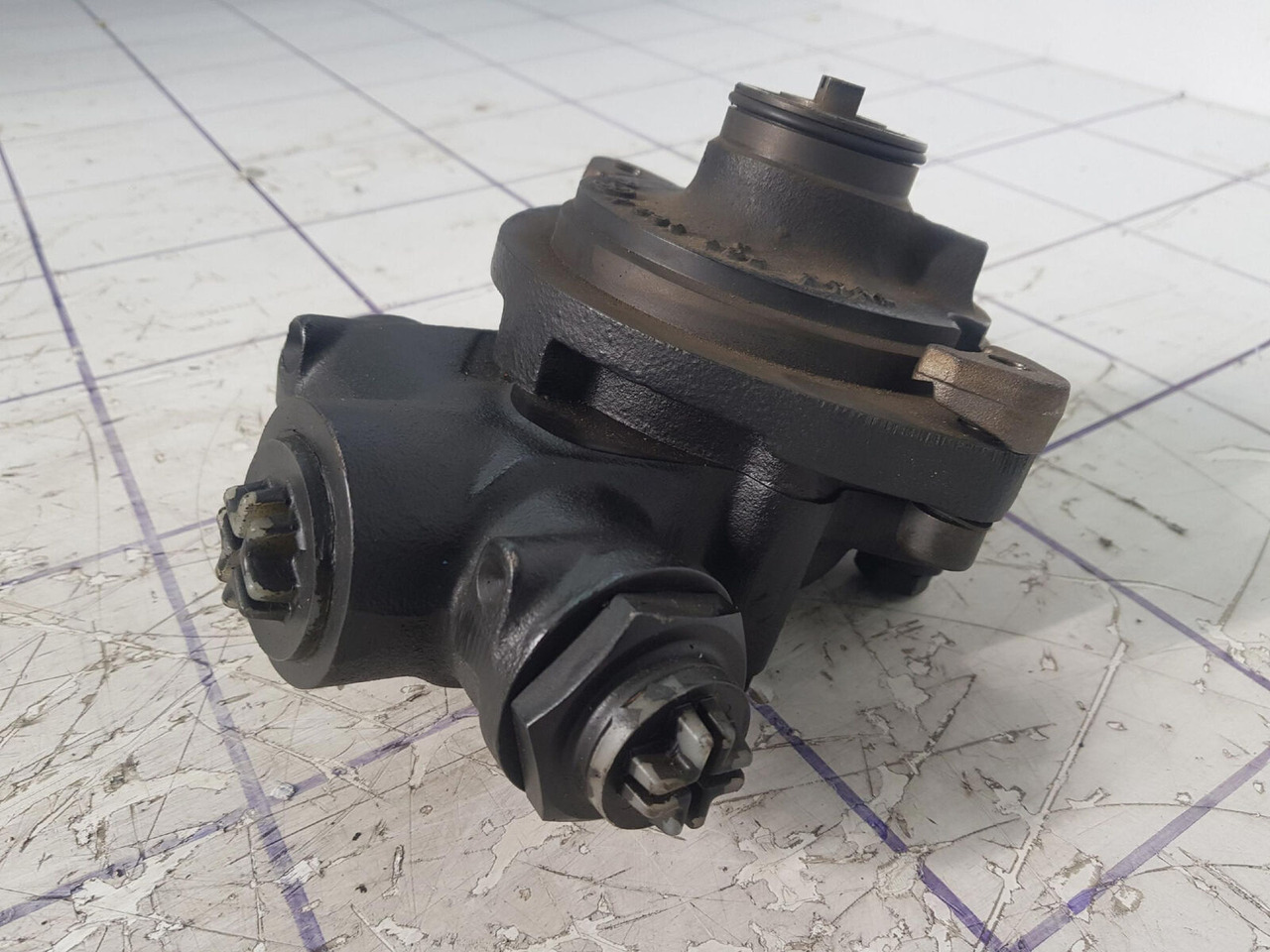 ZF ZF steering pump - Steering pump for Crane: picture 3 ZF ZF steering pump - Steering pump for Crane: picture 3