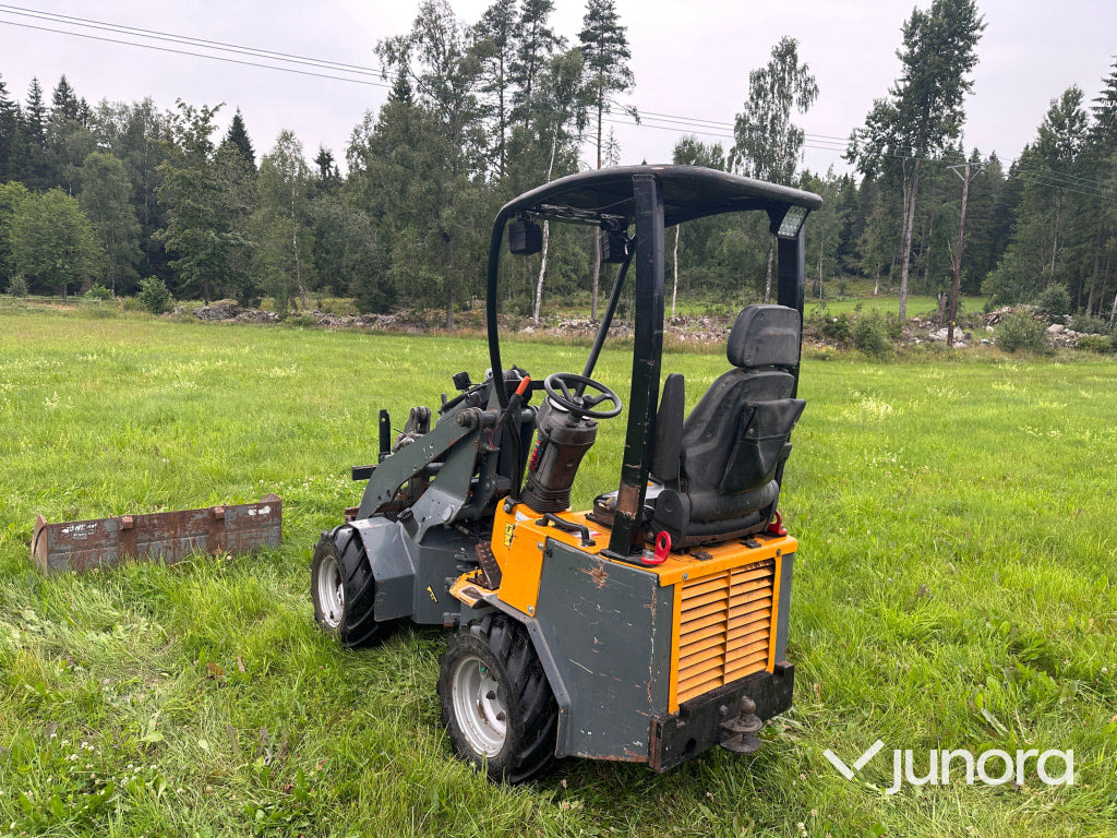 Giant 204 sw - Compact loader: picture 4 Giant 204 sw - Compact loader: picture 4