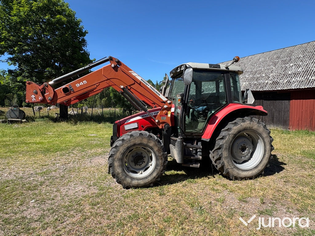 Massey Ferguson - Farm tractor: picture 2 Massey Ferguson - Farm tractor: picture 2