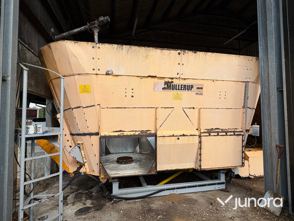 Mullrup Fodermixer - Forage mixer wagon: picture 1 Mullrup Fodermixer - Forage mixer wagon: picture 1