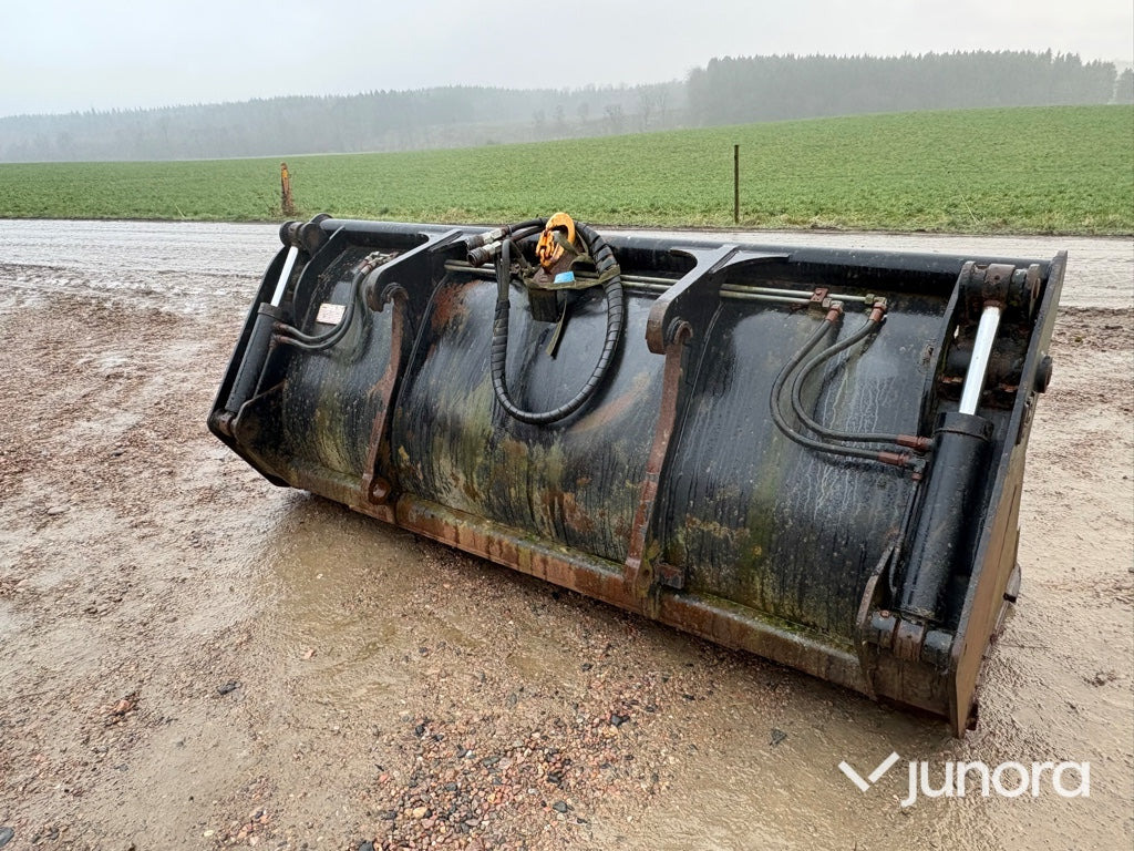 Skopa – ABL 120 - Loader bucket: picture 5 Skopa – ABL 120 - Loader bucket: picture 5