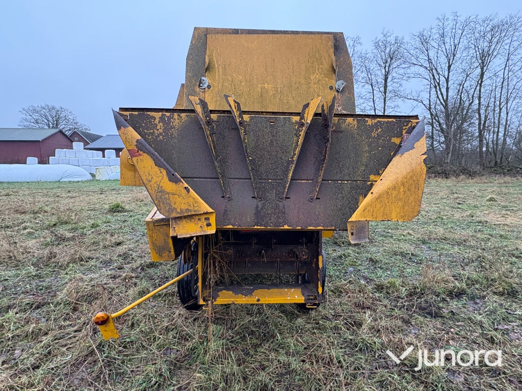 Skördetröska - Aktiv Sampo, 580 - Combine harvester: picture 4 Skördetröska - Aktiv Sampo, 580 - Combine harvester: picture 4