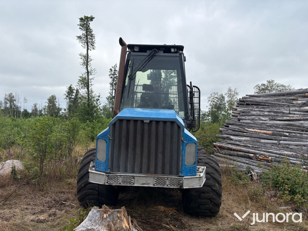 Skotare ROTTNE F15C 8WD - Forwarder: picture 4 Skotare ROTTNE F15C 8WD - Forwarder: picture 4