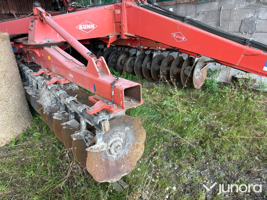 Tallriksredskap Kuhn Discover XL - Disc harrow: picture 5 Tallriksredskap Kuhn Discover XL - Disc harrow: picture 5