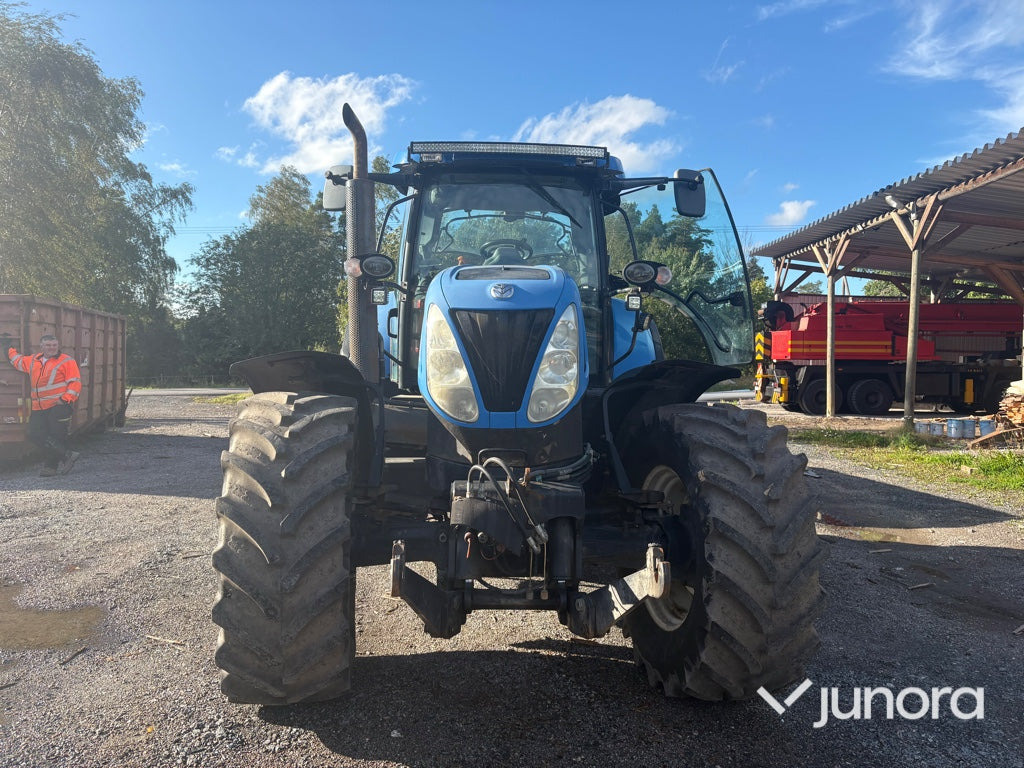 Traktor - New Holland T7040 - Farm tractor: picture 2 Traktor - New Holland T7040 - Farm tractor: picture 2