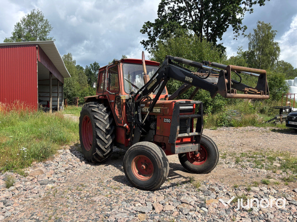 Farm tractor Traktor Volvo BM 2250 med lastare: picture 9