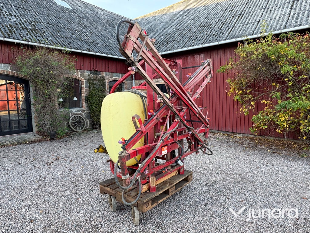 Växtskyddsspruta – Hardi, NK 600 - Tractor mounted sprayer: picture 5 Växtskyddsspruta – Hardi, NK 600 - Tractor mounted sprayer: picture 5