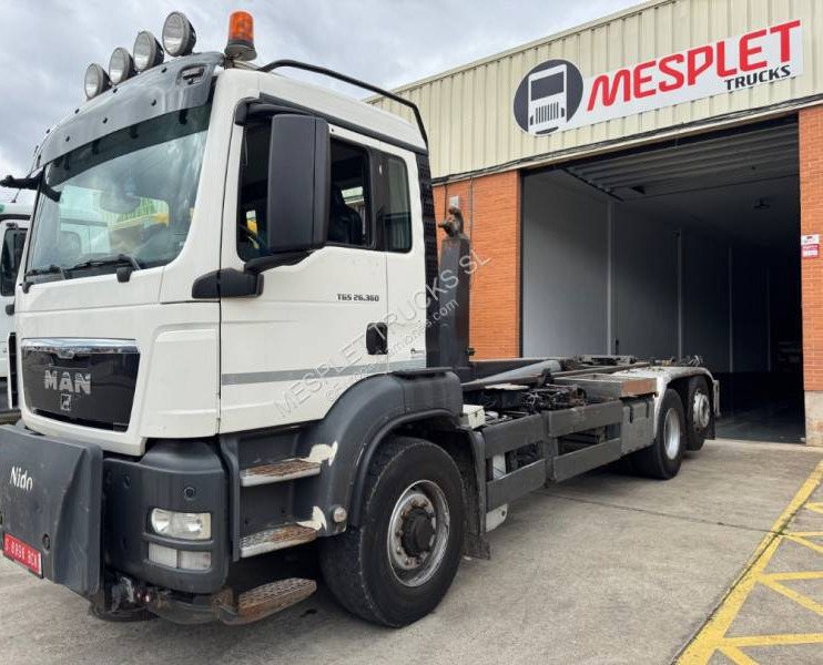 MAN TGS 26.360 - Hook lift truck: picture 1 MAN TGS 26.360 - Hook lift truck: picture 1