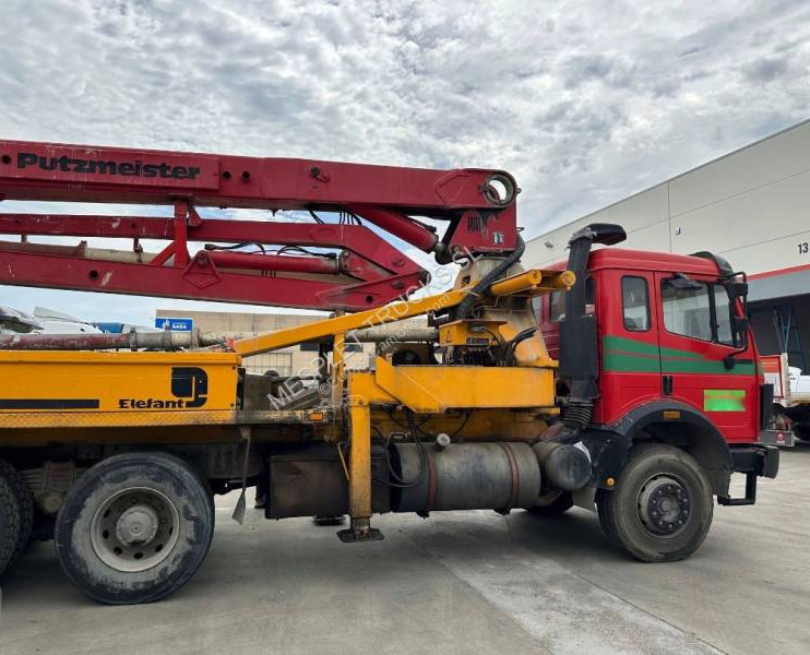 Mercedes SK 2435 K - Concrete pump truck: picture 3 Mercedes SK 2435 K - Concrete pump truck: picture 3