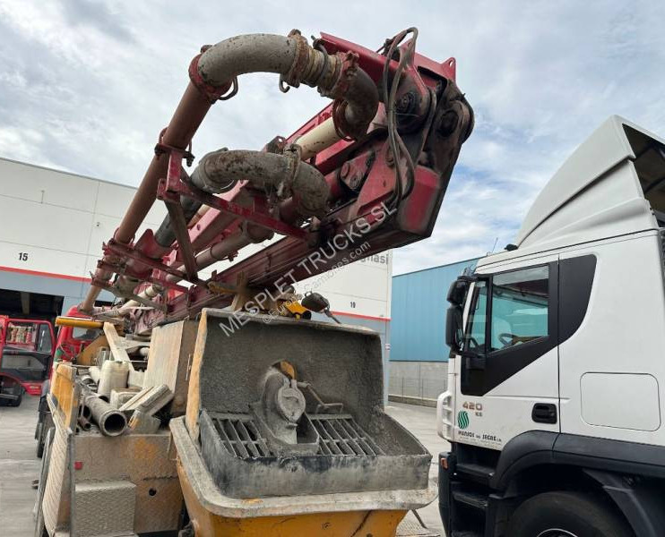 Mercedes SK 2435 K - Concrete pump truck: picture 4 Mercedes SK 2435 K - Concrete pump truck: picture 4