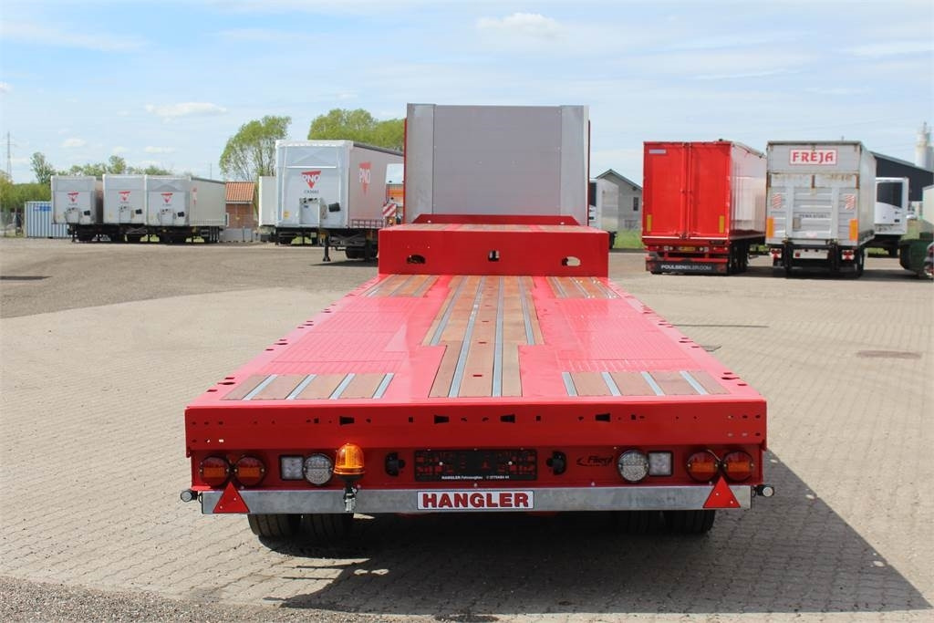 Hangler SVS 580 T 4 akslet nedbygget - Low loader semi-trailer: picture 4 Hangler SVS 580 T 4 akslet nedbygget - Low loader semi-trailer: picture 4