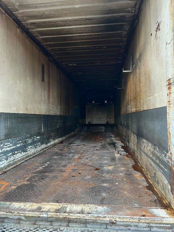 Closed box semi-trailer Leci 13,6 mtr. box læsserampe: picture 7