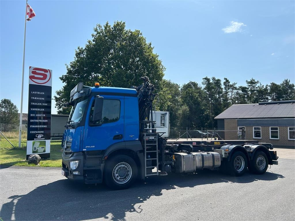 Mercedes-Benz Antos 2546 - Hiab 192 E kran - Skip loader truck: picture 1 Mercedes-Benz Antos 2546 - Hiab 192 E kran - Skip loader truck: picture 1