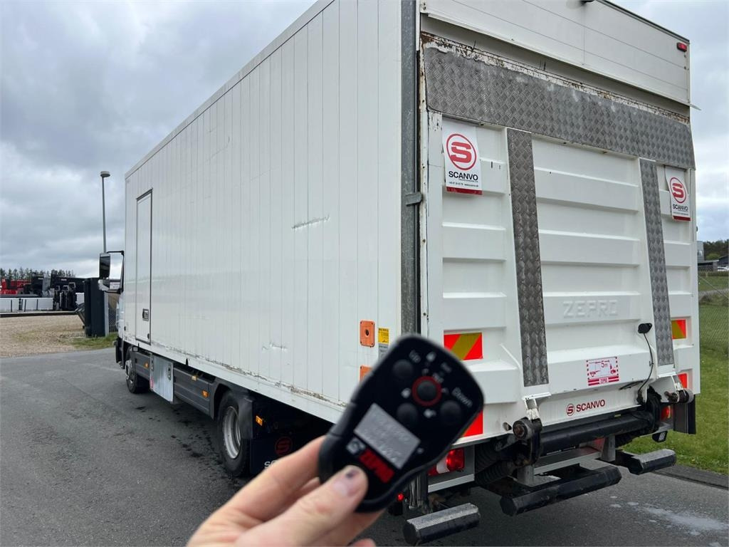 Mercedes-Benz Atego 1224 LnR - Box truck: picture 3 Mercedes-Benz Atego 1224 LnR - Box truck: picture 3