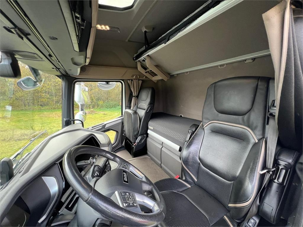 Tractor unit DAF XF530 FTS 6x2: picture 18