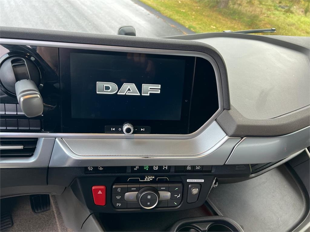 Tractor unit DAF XF530 FTS 6x2: picture 21