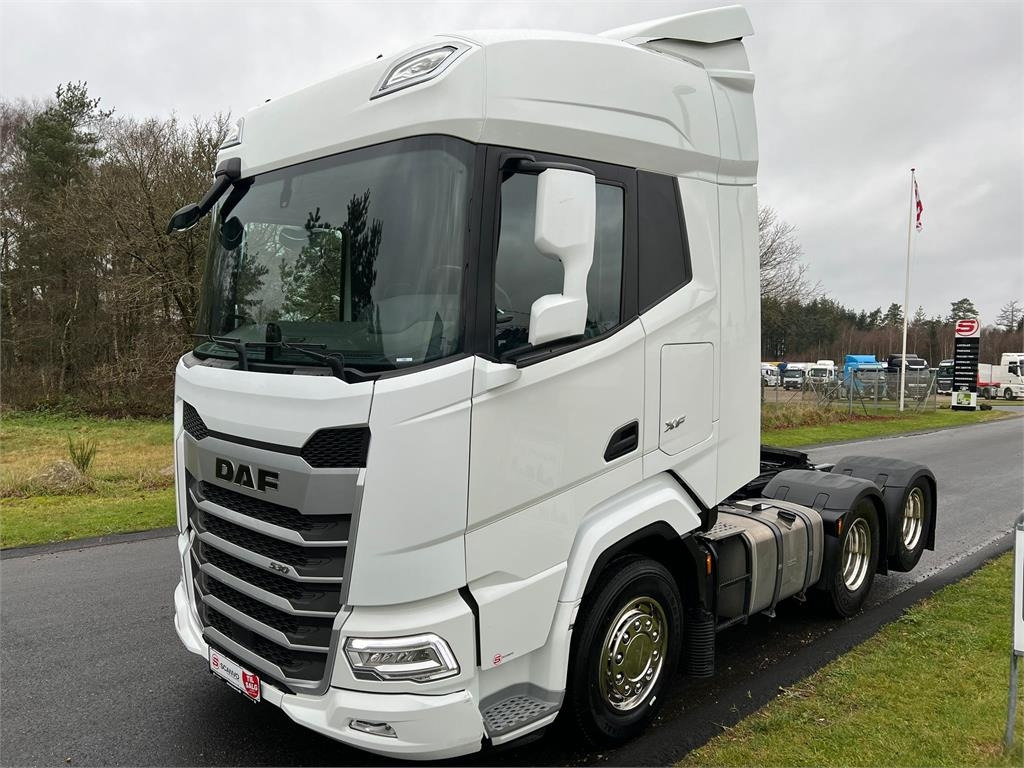 Tractor unit DAF XF530 FTS 6x2: picture 9