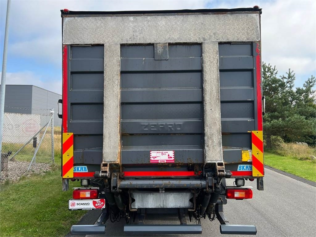 Volvo FE320 6x2*4 - Box truck: picture 5 Volvo FE320 6x2*4 - Box truck: picture 5