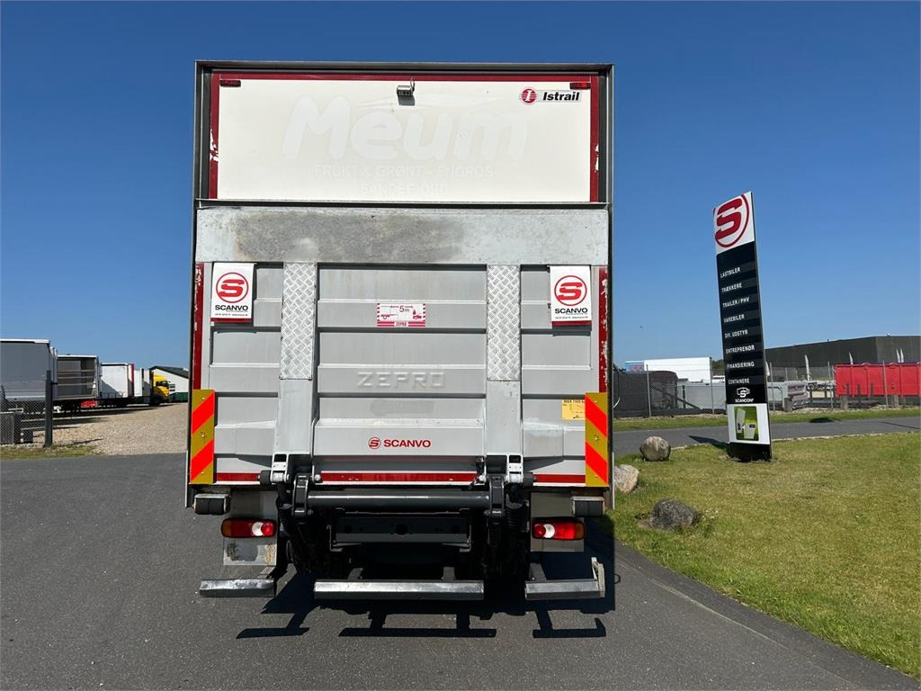 Volvo FL 280 (12 ton) Dobbelt compartment  - Refrigerator truck: picture 4 Volvo FL 280 (12 ton) Dobbelt compartment  - Refrigerator truck: picture 4