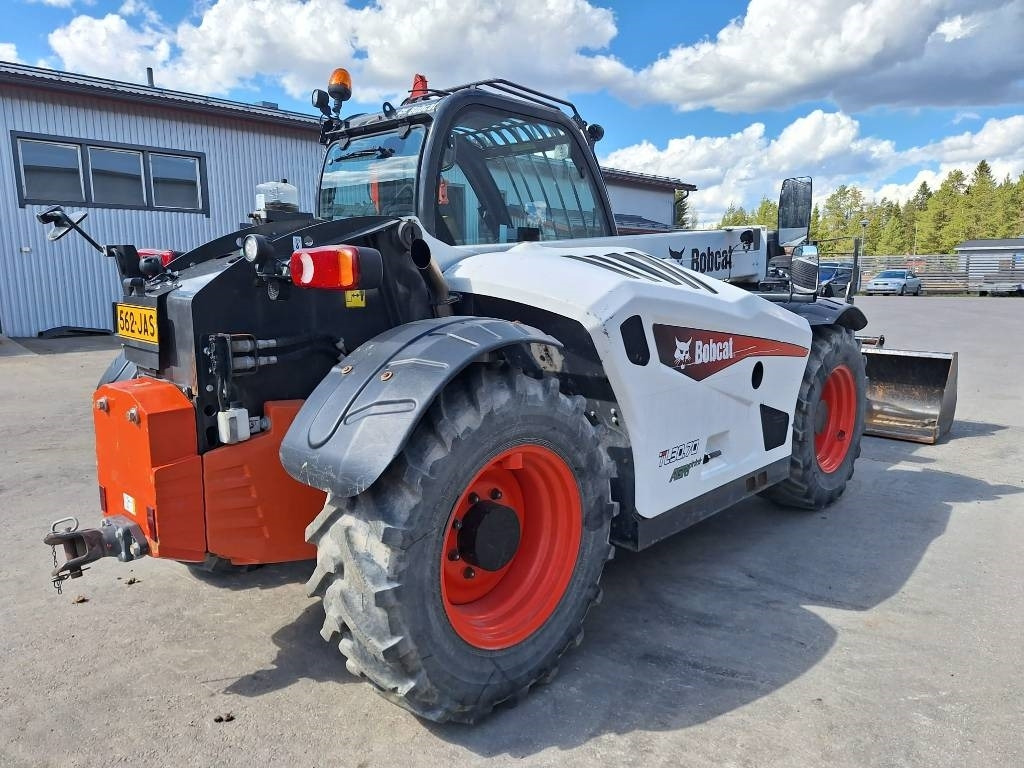 Bobcat MYYTY!!SOLD!! TL30.70 KUROTTAJA - Telescopic handler: picture 4 Bobcat MYYTY!!SOLD!! TL30.70 KUROTTAJA - Telescopic handler: picture 4