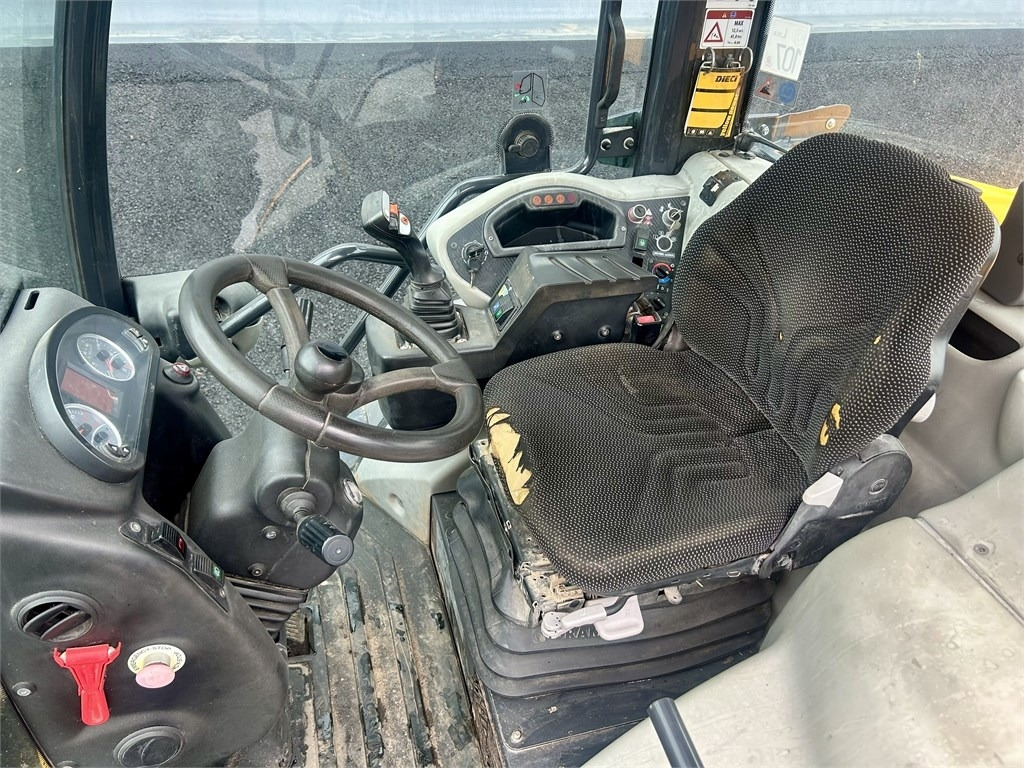 Wheel loader Dieci Agri Pivot T80 MONITOIMIKAUHALLA: picture 17