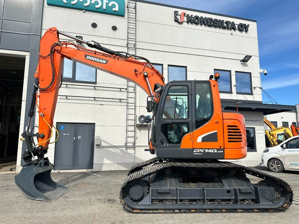 Doosan DX 140 LCR-5 metsäalusta  - Crawler excavator: picture 1 Doosan DX 140 LCR-5 metsäalusta  - Crawler excavator: picture 1