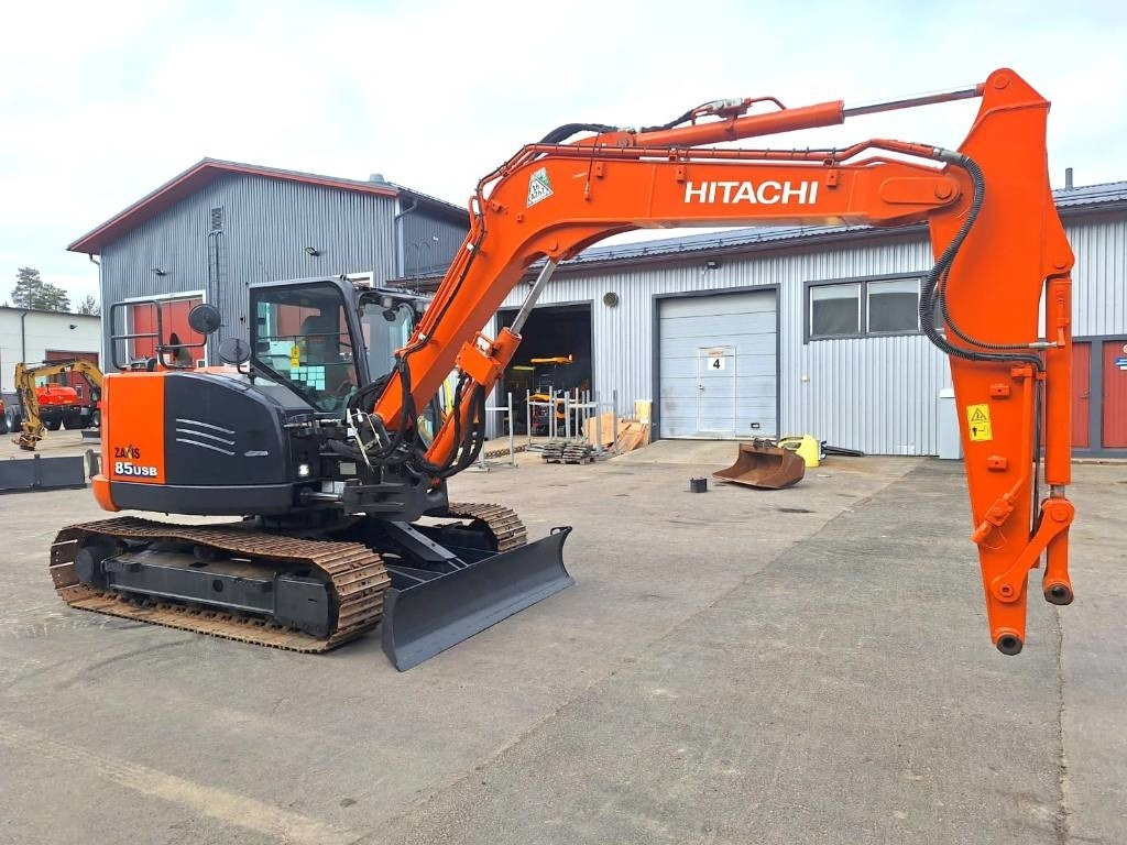 Hitachi ZX85USB-6  - Mini excavator: picture 5 Hitachi ZX85USB-6  - Mini excavator: picture 5