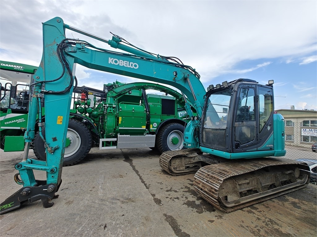 Kobelco SK140SRLC-3 TUKISUKSILLA - Crawler excavator: picture 1 Kobelco SK140SRLC-3 TUKISUKSILLA - Crawler excavator: picture 1