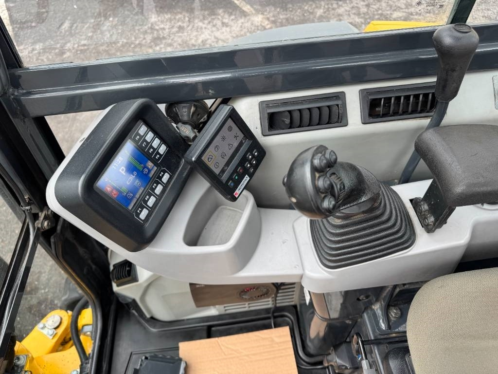 Mini excavator Komatsu PC 35 MR-5: picture 14