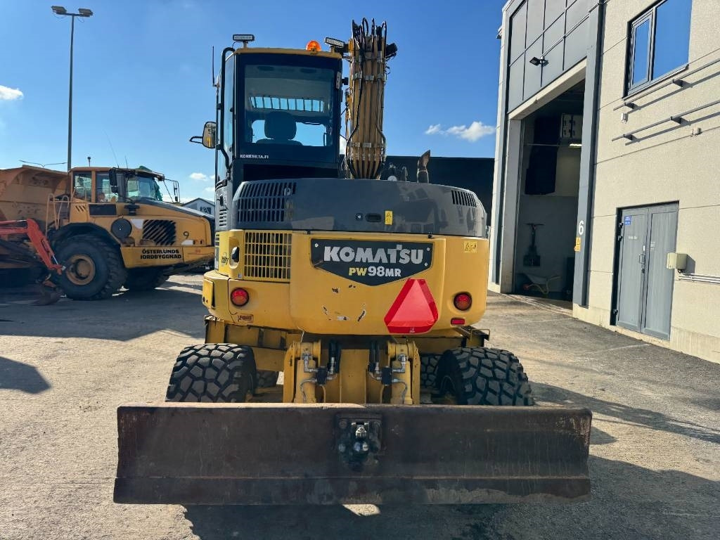 Komatsu PW 98 MR-6 - Wheel excavator: picture 4 Komatsu PW 98 MR-6 - Wheel excavator: picture 4