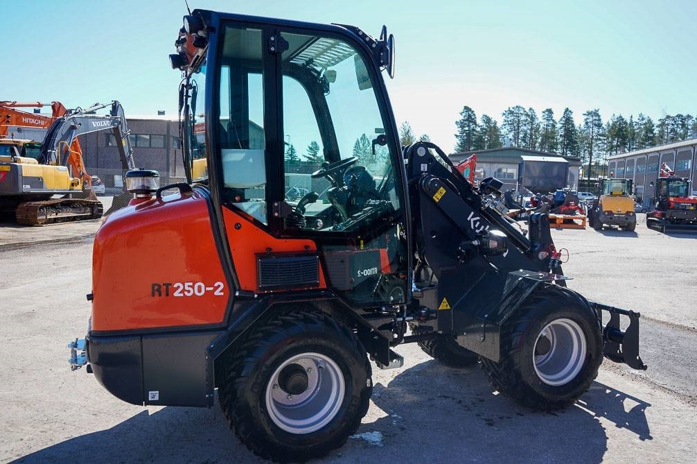Compact loader Kubota RT250-2 UUSI KONE!: picture 7