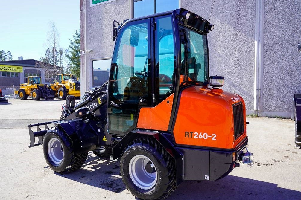 Wheel loader Kubota RT260-2 DELUXE: picture 10