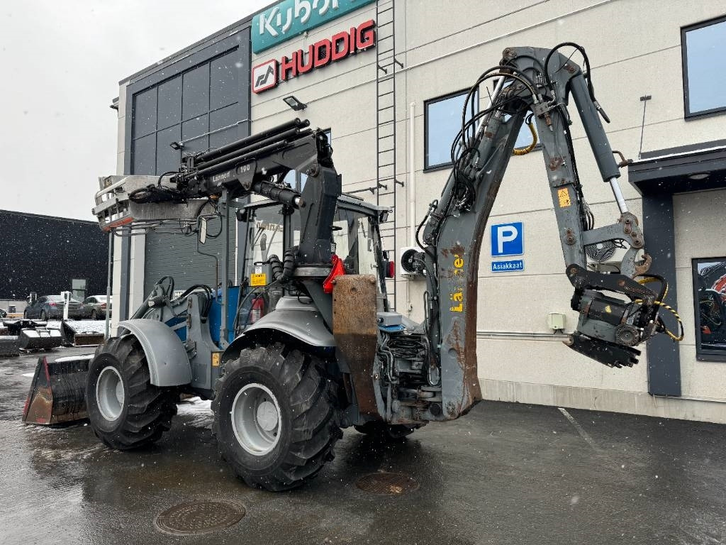 Lännen 8600E PYÖRITTÄJÄ, NOSTIN YM.  - Backhoe loader: picture 3 Lännen 8600E PYÖRITTÄJÄ, NOSTIN YM.  - Backhoe loader: picture 3