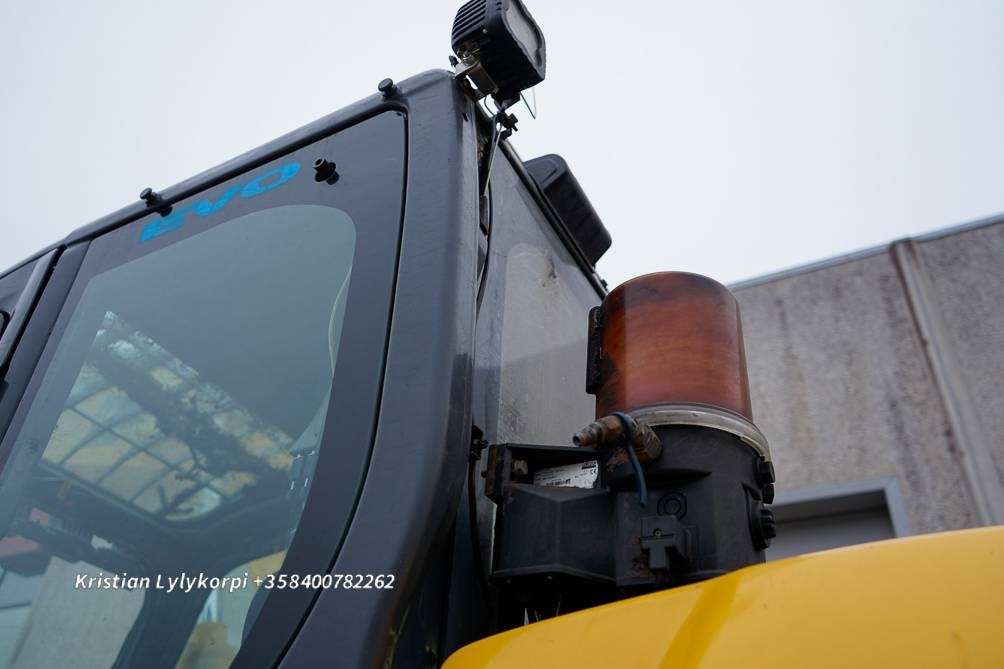 New Holland E140CSR PYÖRITTÄJÄLLÄ  on lease New Holland E140CSR PYÖRITTÄJÄLLÄ: picture 18
