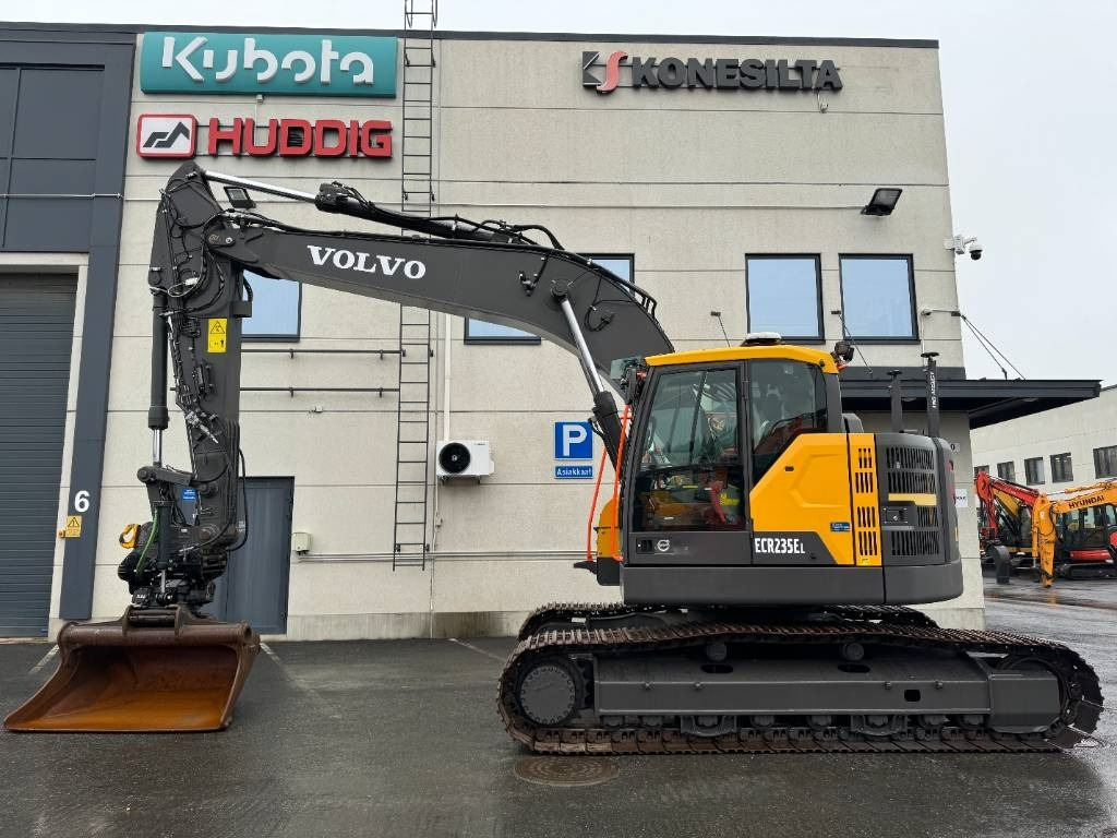 Volvo ECR 235 EL Vähän ajettu / Stage V - Crawler excavator: picture 1 Volvo ECR 235 EL Vähän ajettu / Stage V - Crawler excavator: picture 1