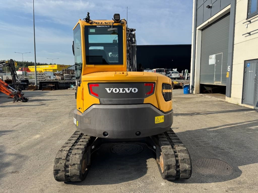 Volvo ECR58D PYÖRITTÄJÄLLÄ  - Mini excavator: picture 4 Volvo ECR58D PYÖRITTÄJÄLLÄ  - Mini excavator: picture 4