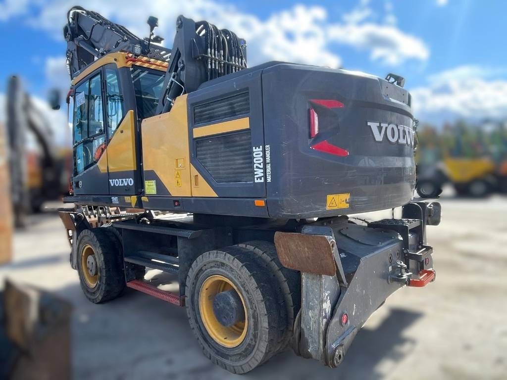 Volvo EW 200 E MH TULOSSA - Waste/ Industry handler: picture 1 Volvo EW 200 E MH TULOSSA - Waste/ Industry handler: picture 1